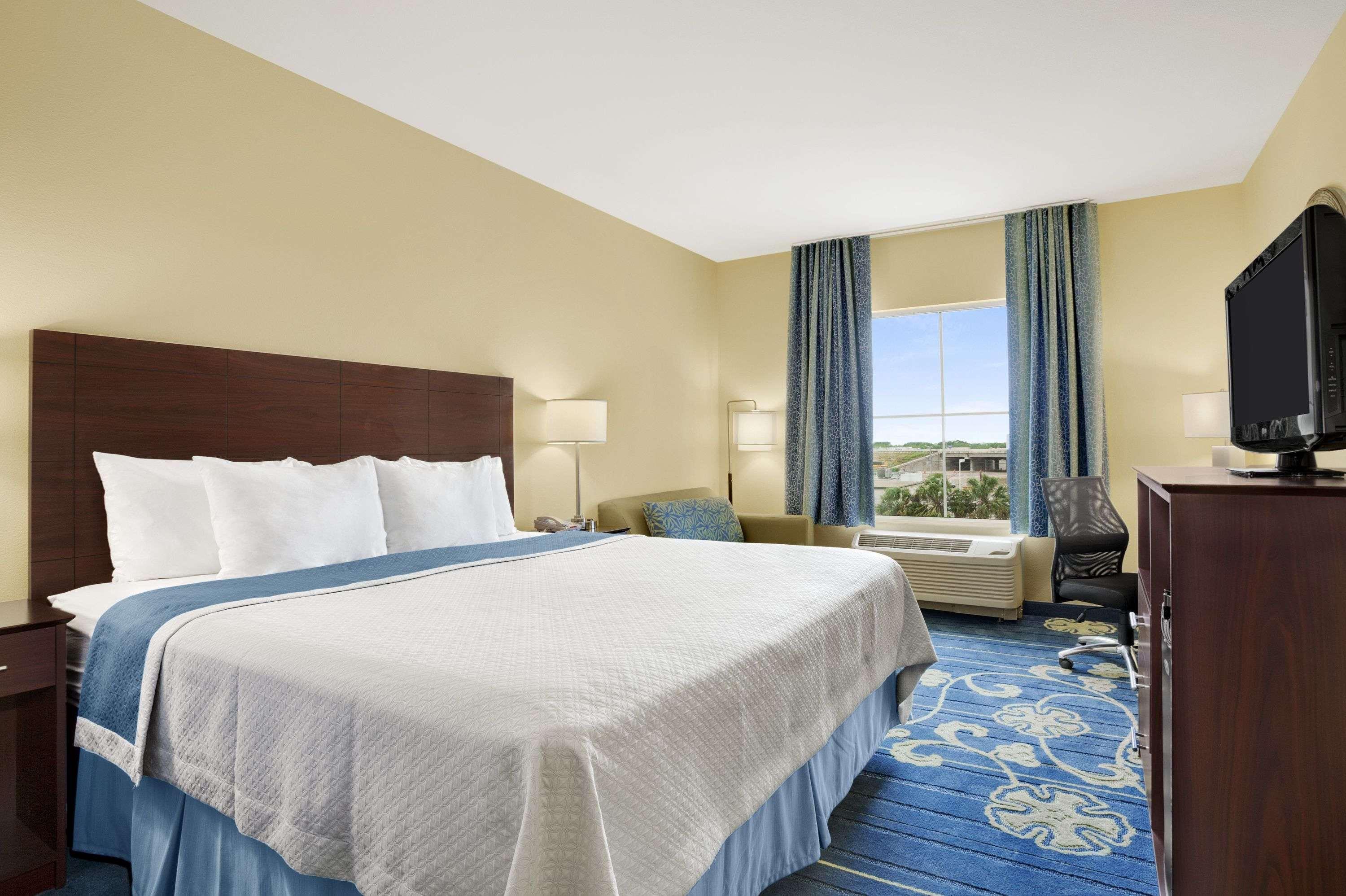 Hotel Days By Wyndham 2*
