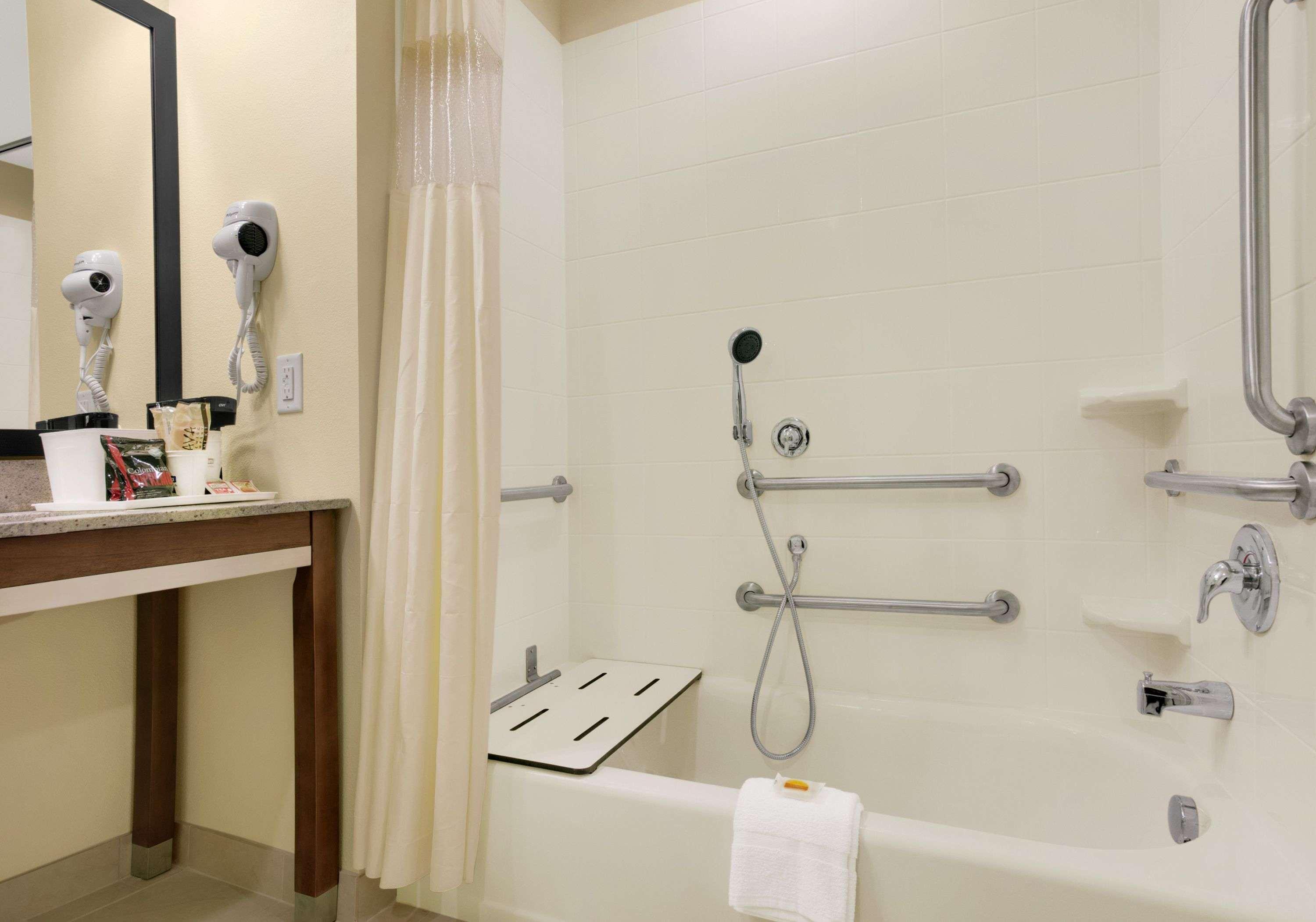 Days By Wyndham Hotel 2*